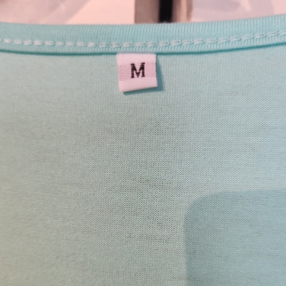 Mint green Square Neck Pleated Blouse size Medium - Picture 2 of 7